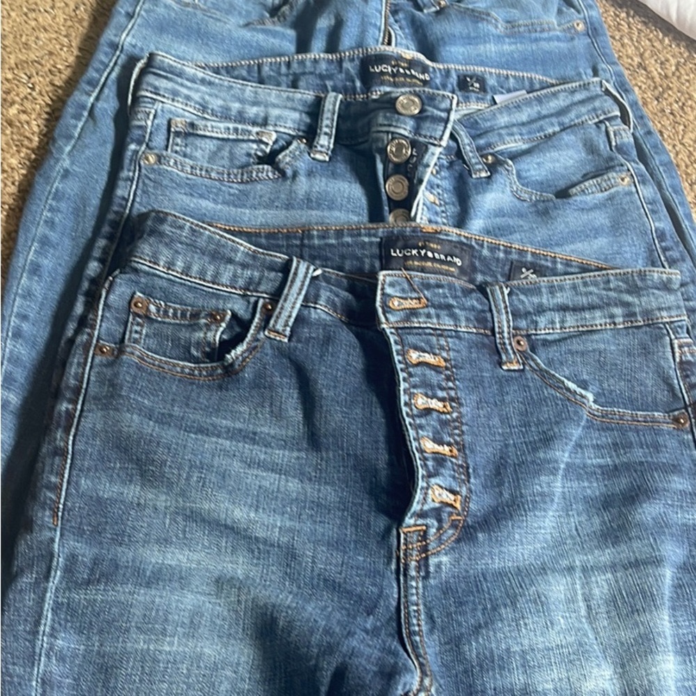 Lucky brand size 6 jeans 2 pairs!!!